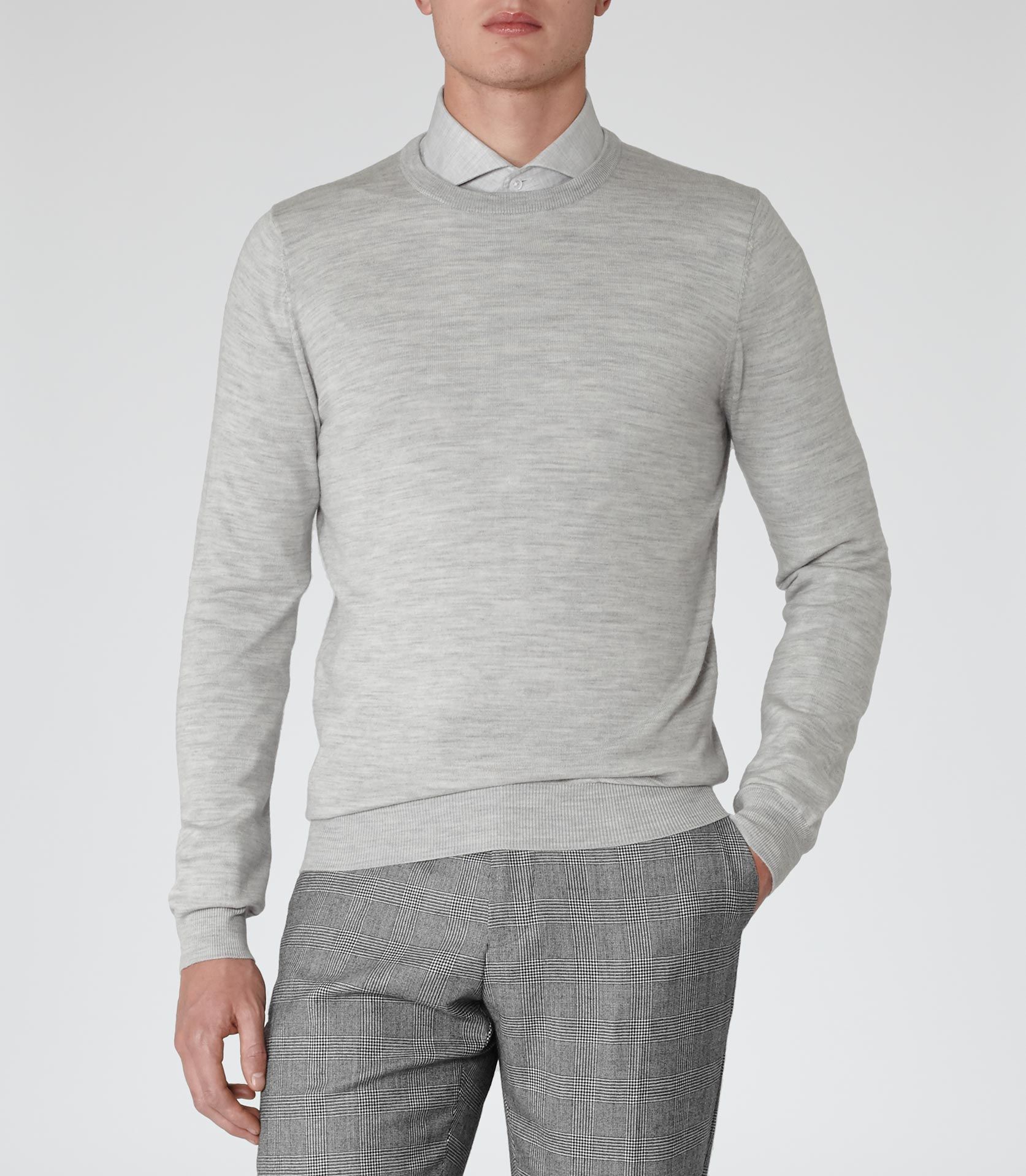 Zara Sweaters: Contemporary Knits, Versatile Style, and On-Trend Comfort