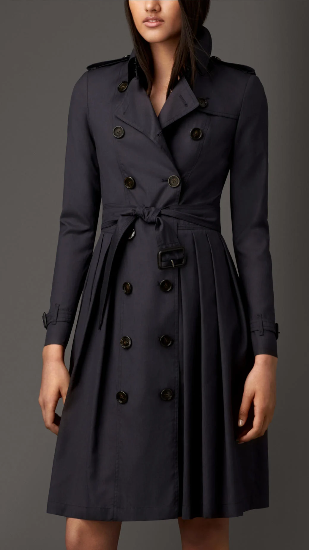 Burberry Trench Coats: Timeless Elegance, British Heritage, and Iconic Outerwear